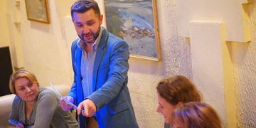 Денежный поток олигарха на неформальных коучинг-встречах